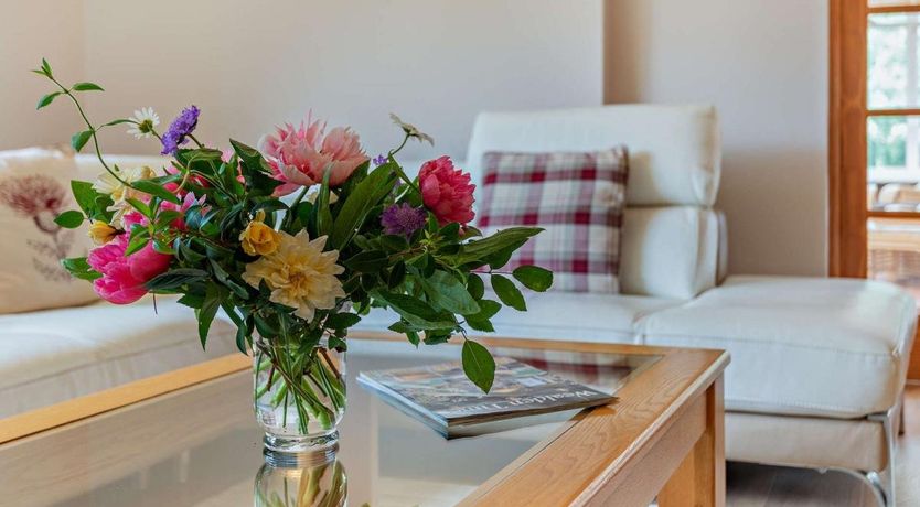 Photo of 4 Bed in Egerton