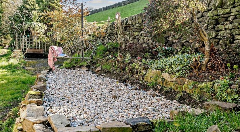 Photo of 3 Bed in Holmfirth