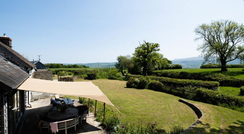 Photo of 4 Bed in Hay on Wye