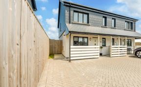 Photo of in St Davids (92137)