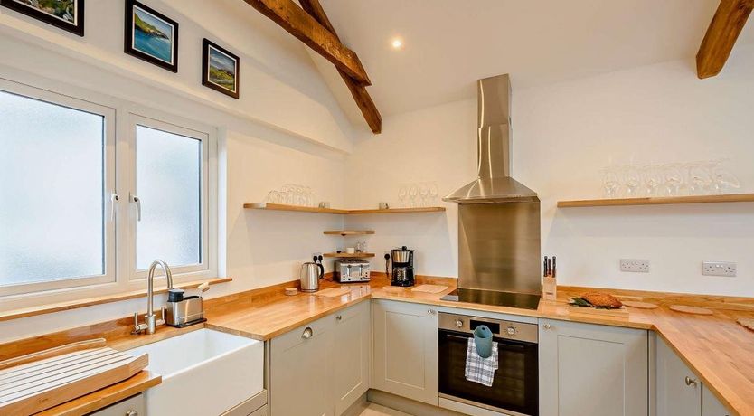 Photo of 1 Bed in Lee