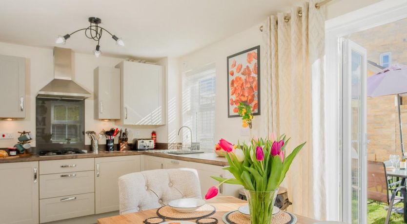 Photo of 3 Bed in Buxton