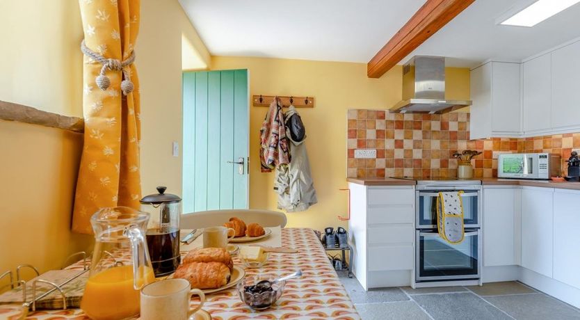 Photo of 1 Bed in Onecote