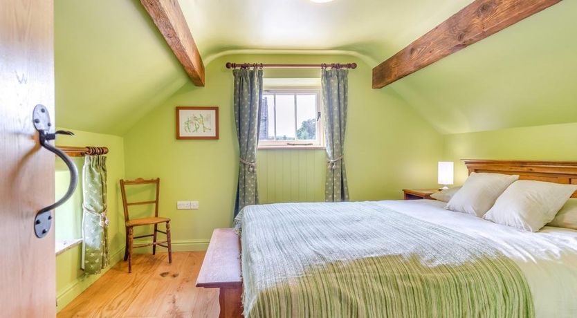 Photo of 1 Bed in Onecote