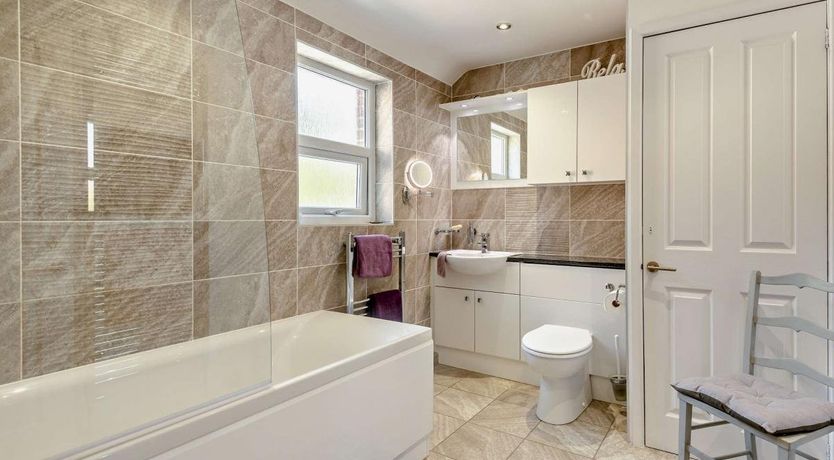 Photo of 2 Bed in Poole