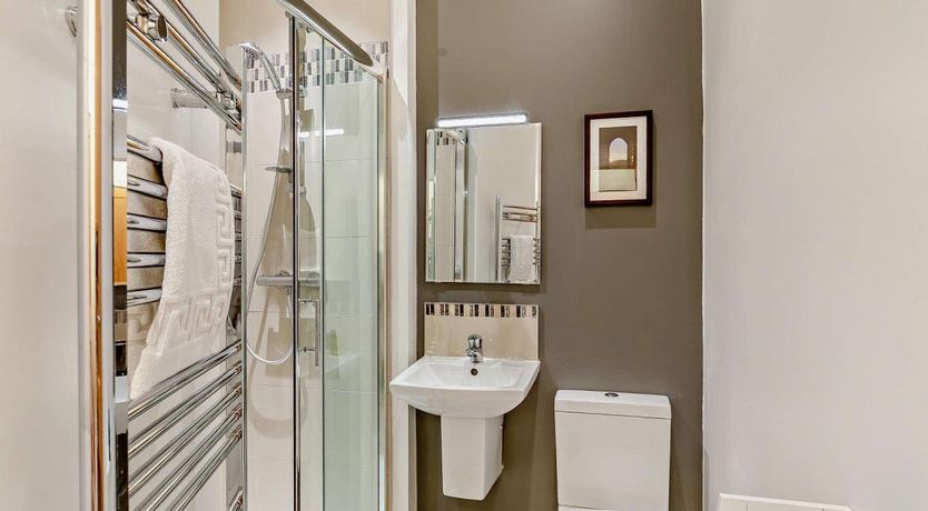 Photo of 2 Bed in Buxton