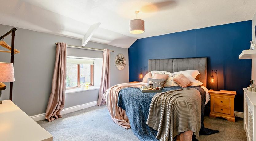 Photo of 3 Bed in Whitby