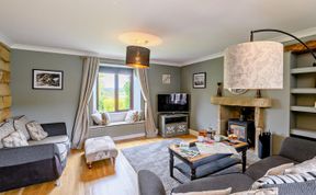 Photo of 3 Bed in Whitby