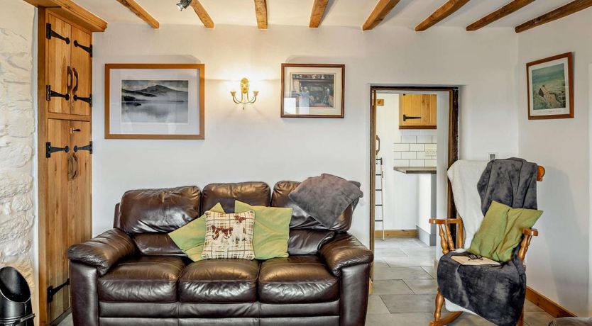 Photo of 3 Bed in Rhosygwalia