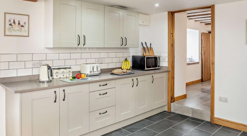 Photo of 3 Bed in Rhosygwalia