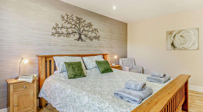 Photo of 2 Bed in Carmarthen