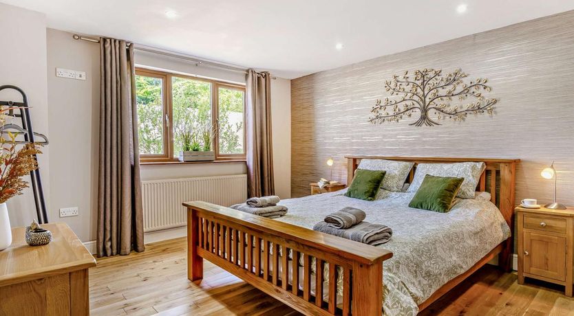 Photo of 2 Bed in Carmarthen