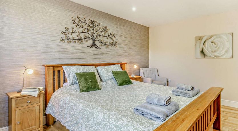 Photo of 2 Bed in St Clears