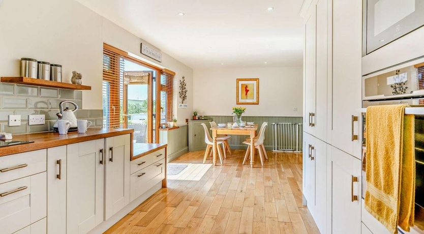 Photo of 2 Bed in St Clears