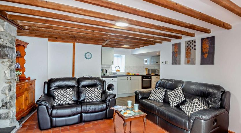 Photo of 2 Bed in Aberdesach