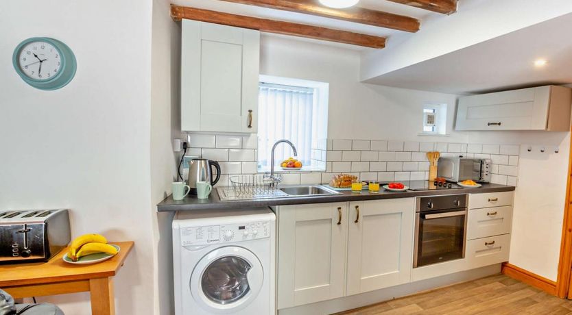 Photo of 2 Bed in Aberdesach