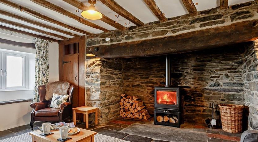 Photo of 6 Bed in Harlech