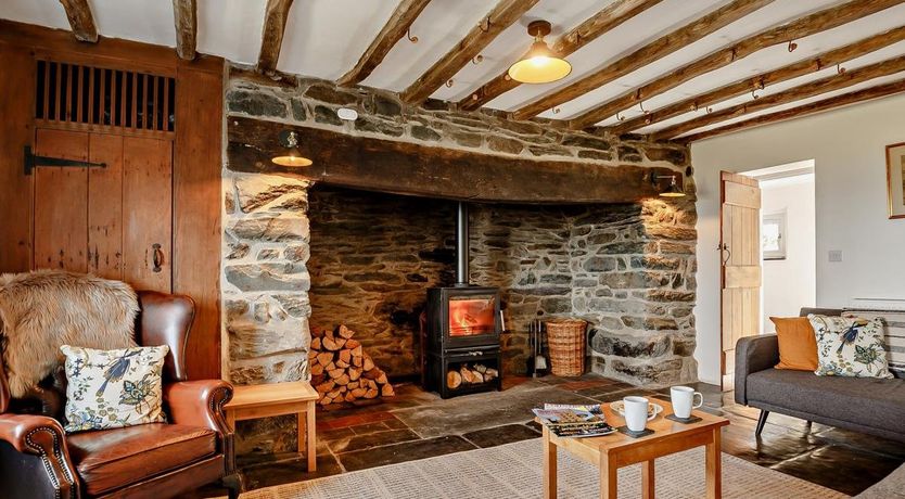 Photo of 6 Bed in Harlech