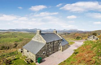 in Harlech  (91546) Holiday Cottage