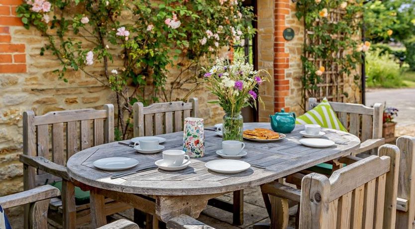 Photo of 3 Bed in East Chinnock