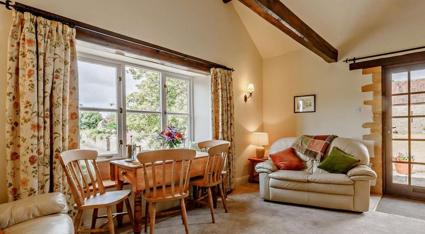 Photo of 3 Bed in East Chinnock