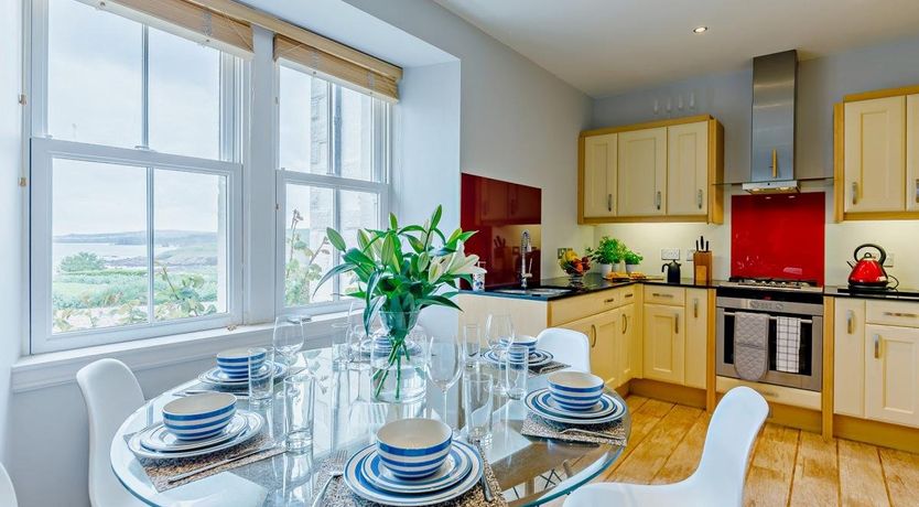Photo of in Coldingham Bay (91853)