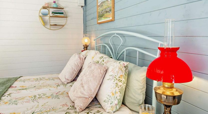 Photo of 1 Bed in Llanrhaeadr