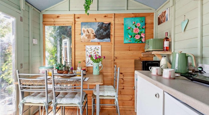 Photo of 1 Bed in Llanrhaeadr