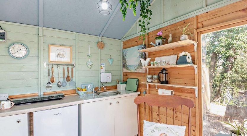 Photo of 1 Bed in Llanrhaeadr