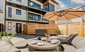 Photo of 6 Bed in Bideford