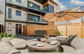 in Westward Ho! (91693) Apartment