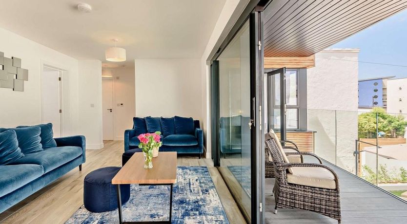 Photo of 6 Bed in Westward Ho