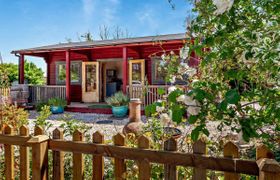 Photo of log-cabin-in-somerset-3