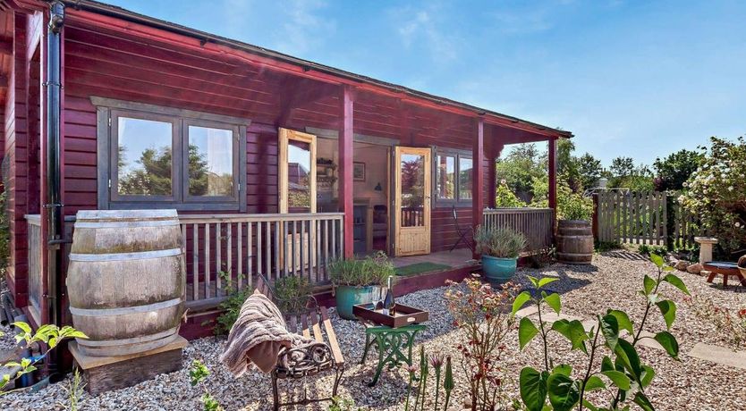 Photo of 1 Bed in Claverham