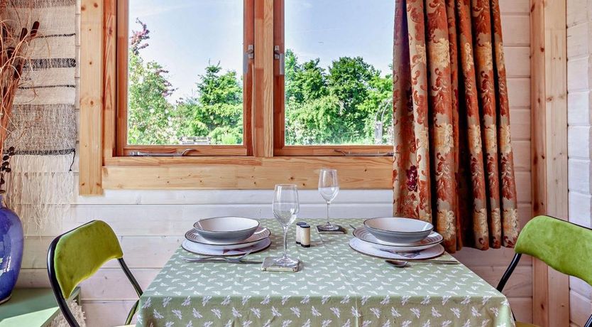 Photo of 1 Bed in Claverham