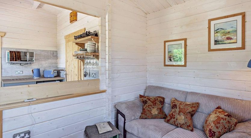 Photo of 1 Bed in Claverham