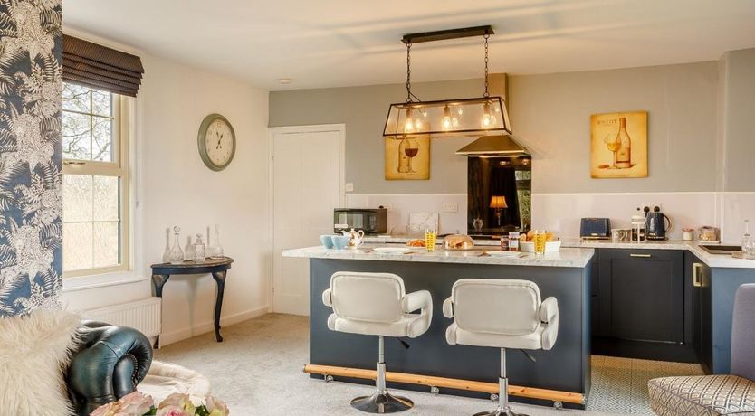 Photo of 1 Bed in Full Sutton