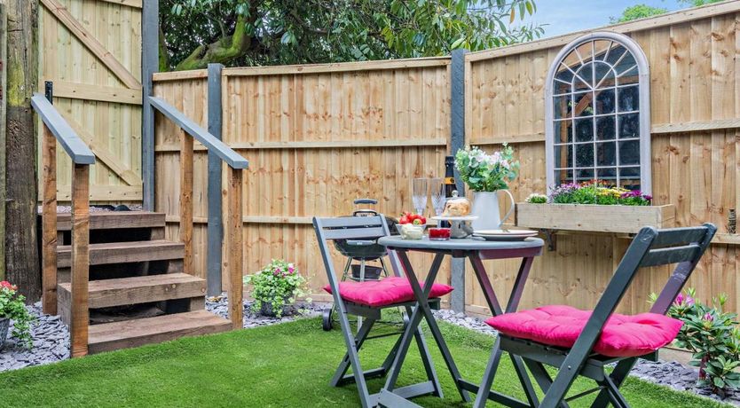 Photo of 1 Bed in Avon