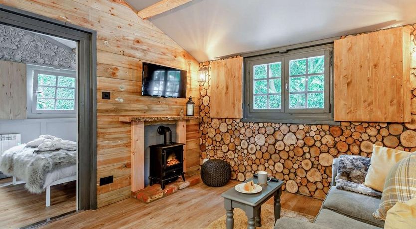 Photo of 1 Bed in Avon