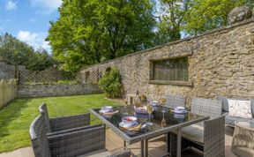 Photo of Cottage in Derbyshire