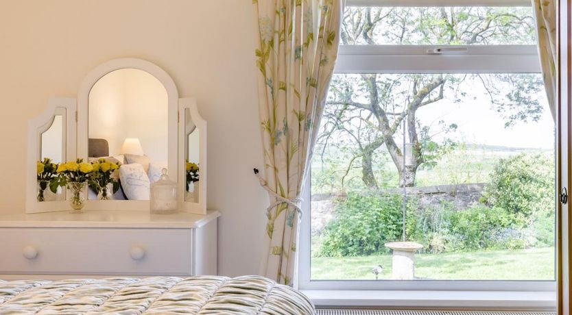 Photo of 2 Bed in Wormhill