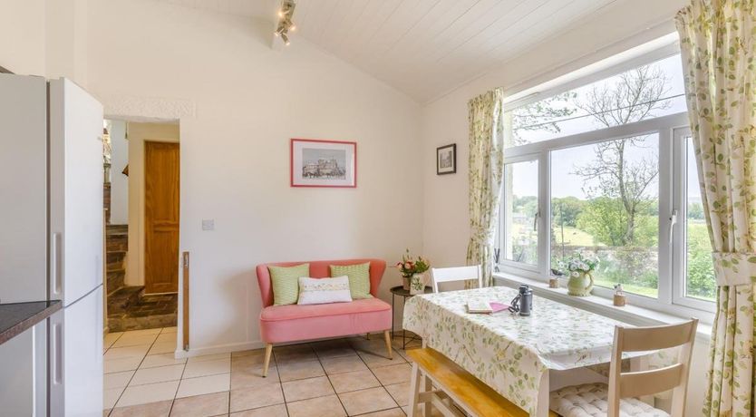 Photo of 2 Bed in Wormhill