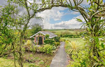 Barn in South Cornwall Holiday Cottage