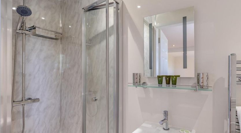 Photo of 1 Bed in Wormhill