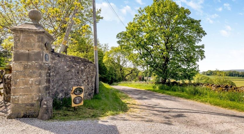 Photo of 1 Bed in Wormhill