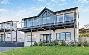 Photo of 4 Bed in Bideford