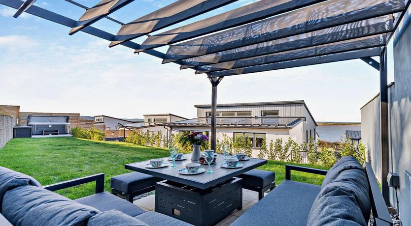 Photo of 4 Bed in Appledore