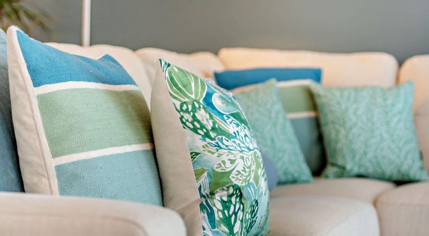 Photo of 4 Bed in Appledore