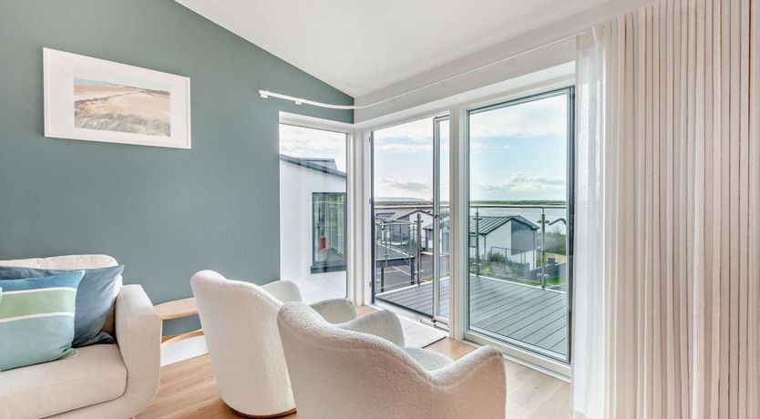 Photo of 4 Bed in Appledore