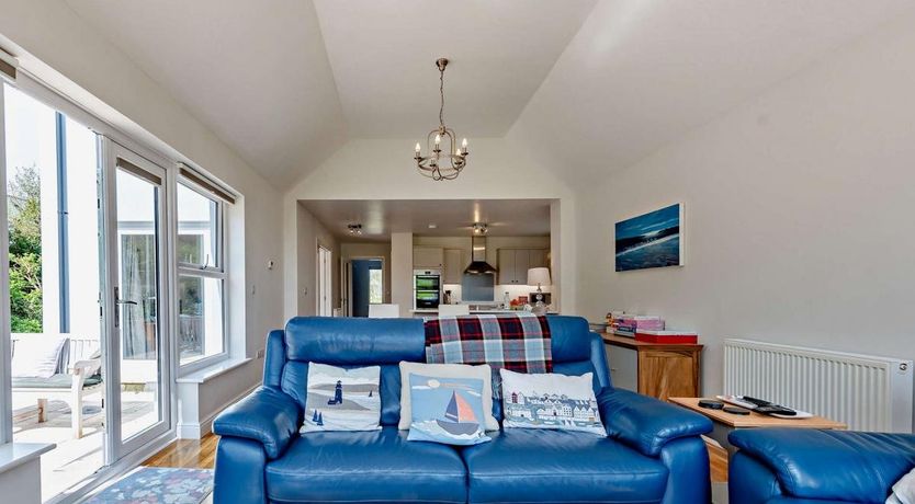 Photo of 3 Bed in St. Florence